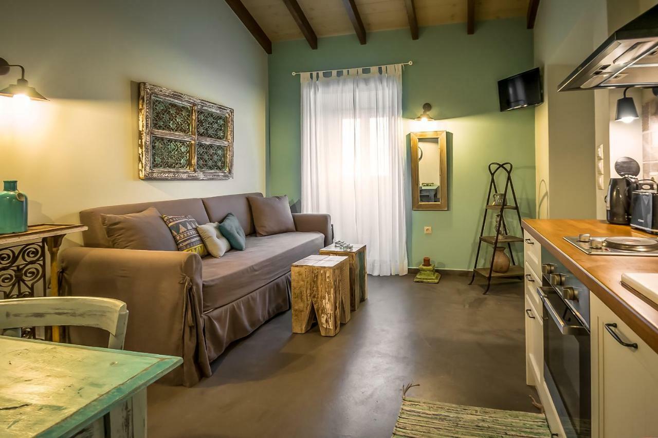 Гостевой дом Castelli Olive Press Ахарави Экстерьер фото