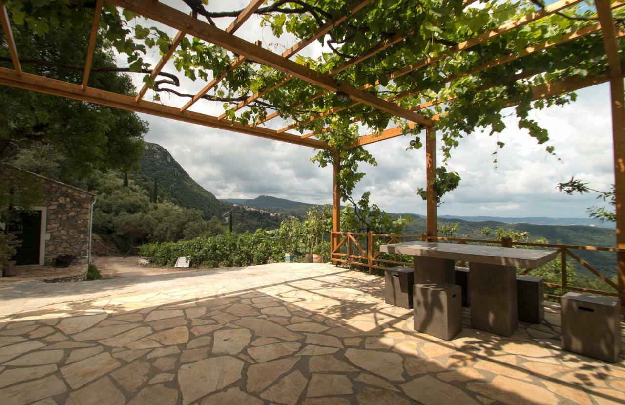 Гостевой дом Castelli Olive Press Ахарави Экстерьер фото